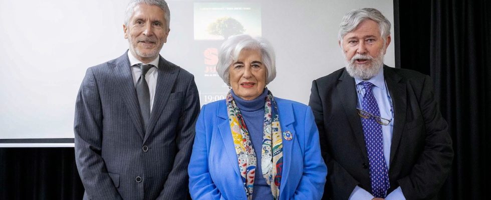 Presentación De “Sin Justicia” En El Ateneo De Madrid Con El Ministro Del Interior