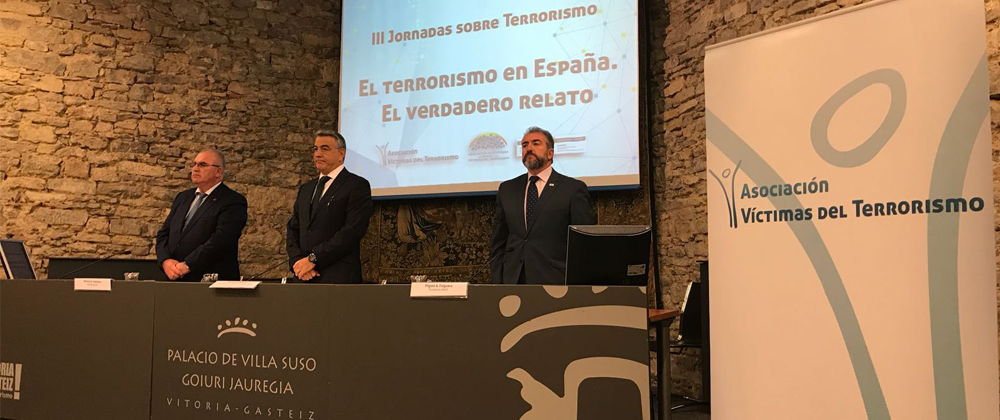 Participación En III Jornadas Sobre Terrorismo De La AVT