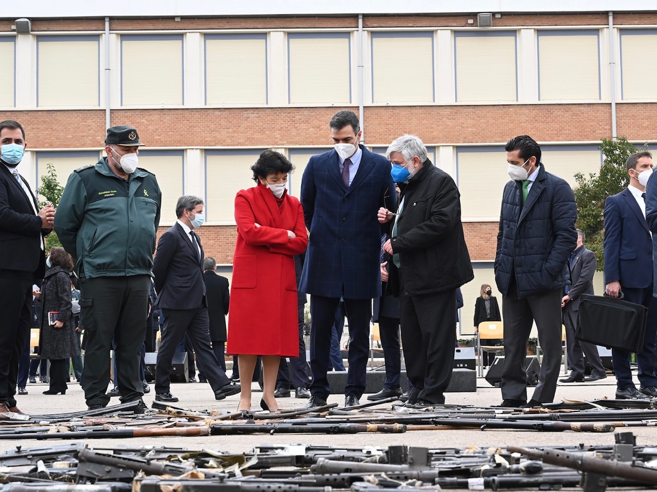 La Foto De La Derrota Policial Al Terrorismo En Un Colegio De La Guardia Civil