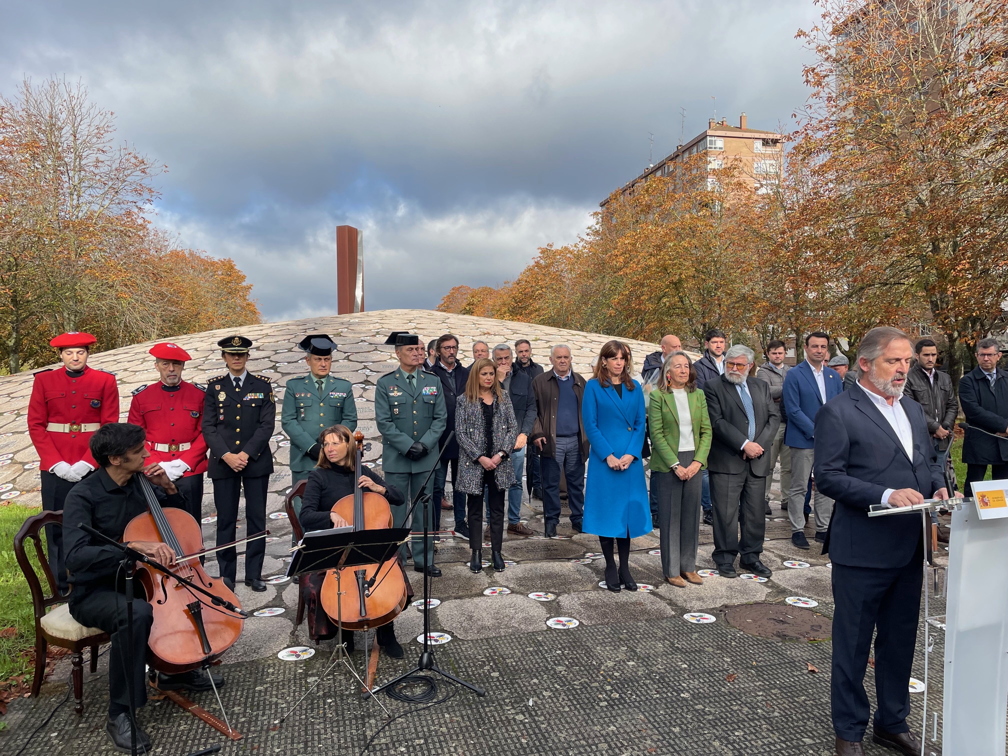 El Memorial Celebra El Día De La Memoria En Vitoria-Gasteiz