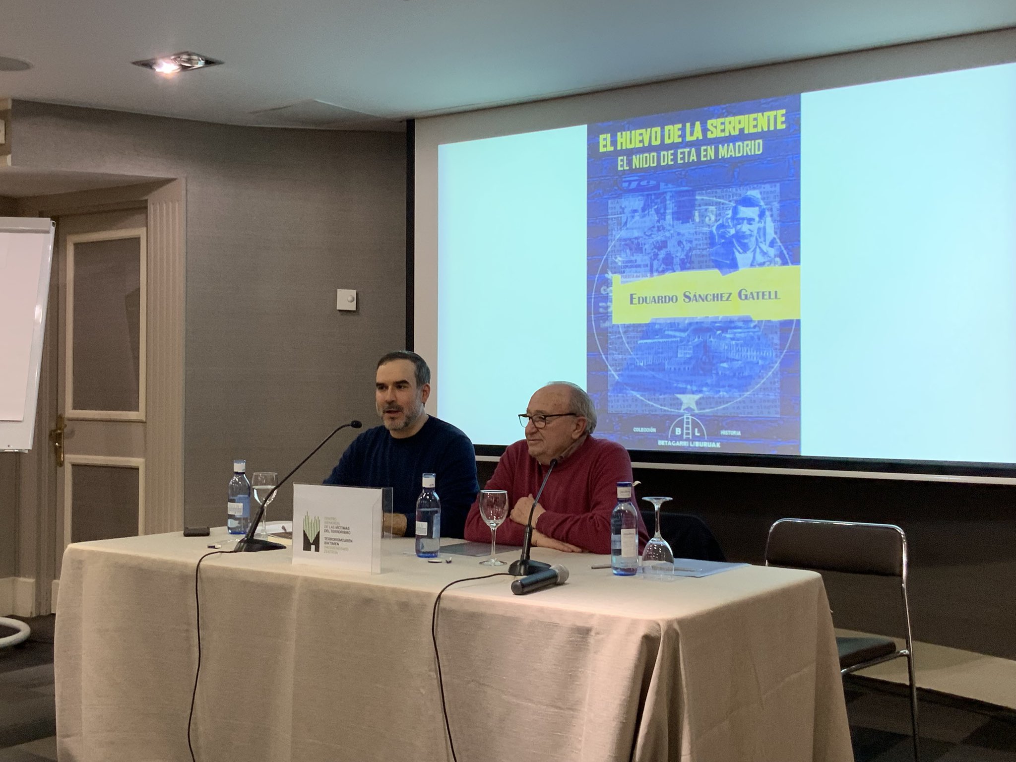 Presentación En Bilbao Del Libro “El Huevo De La Serpiente. El Nido De ETA En Madrid”, De Eduardo Sánchez Gatell