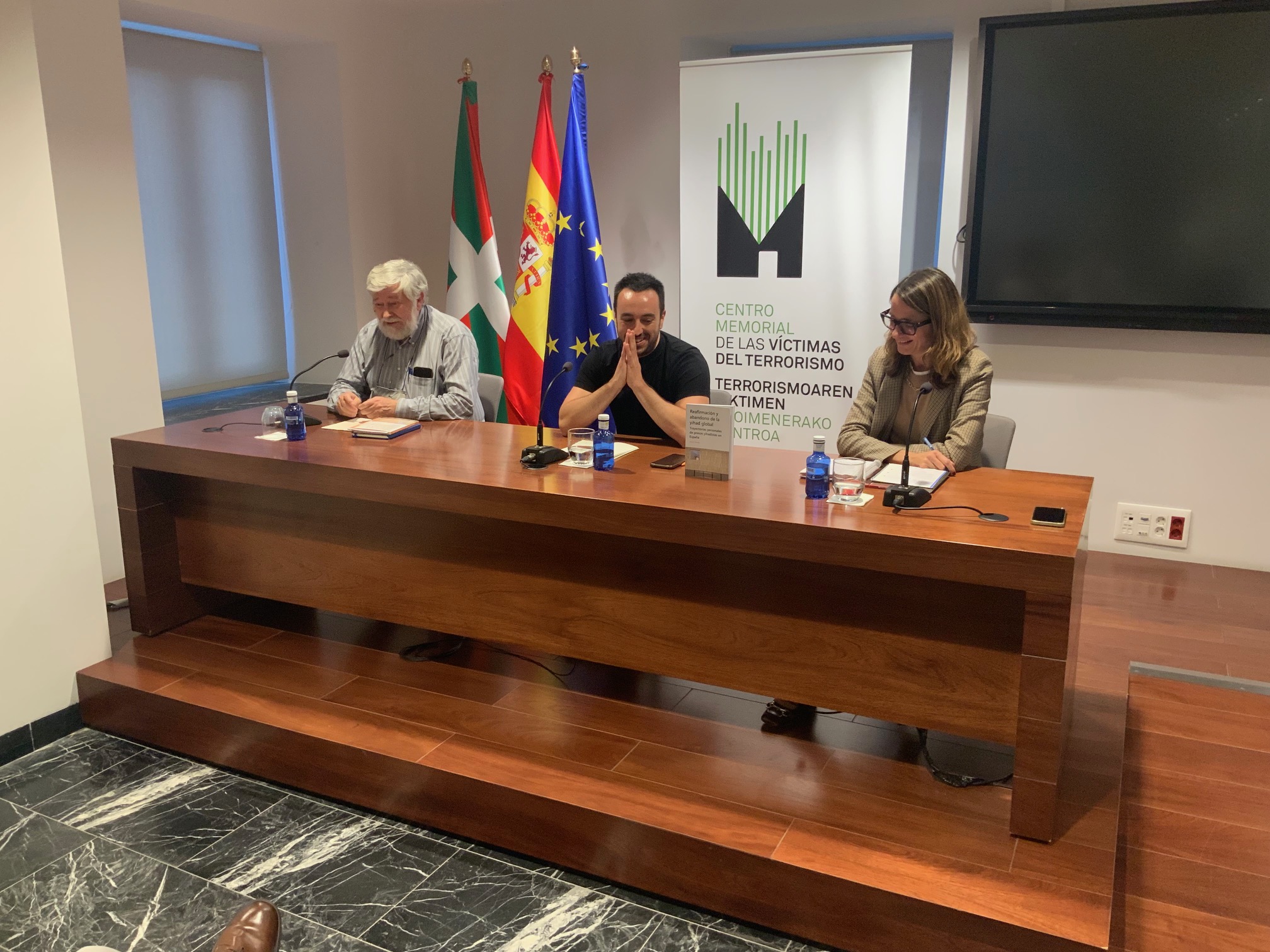 Presentación En El Memorial Del Libro “Reafirmación Y Abandono De La Yihad Global. Trayectorias Personales De Presos Yihadistas En España” De Álvaro Vicente