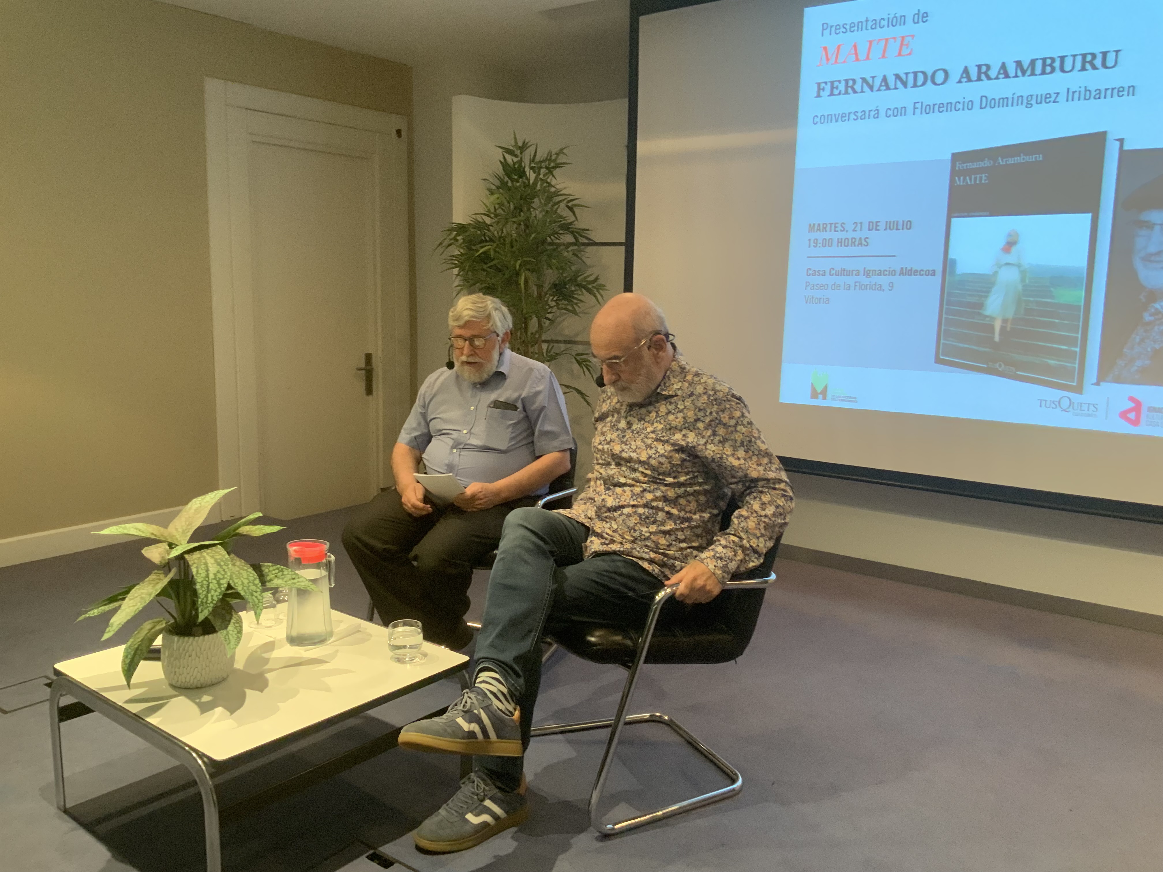 Presentación De ‘Maite’ última Novela De Fernando Aramburu En Vitoria